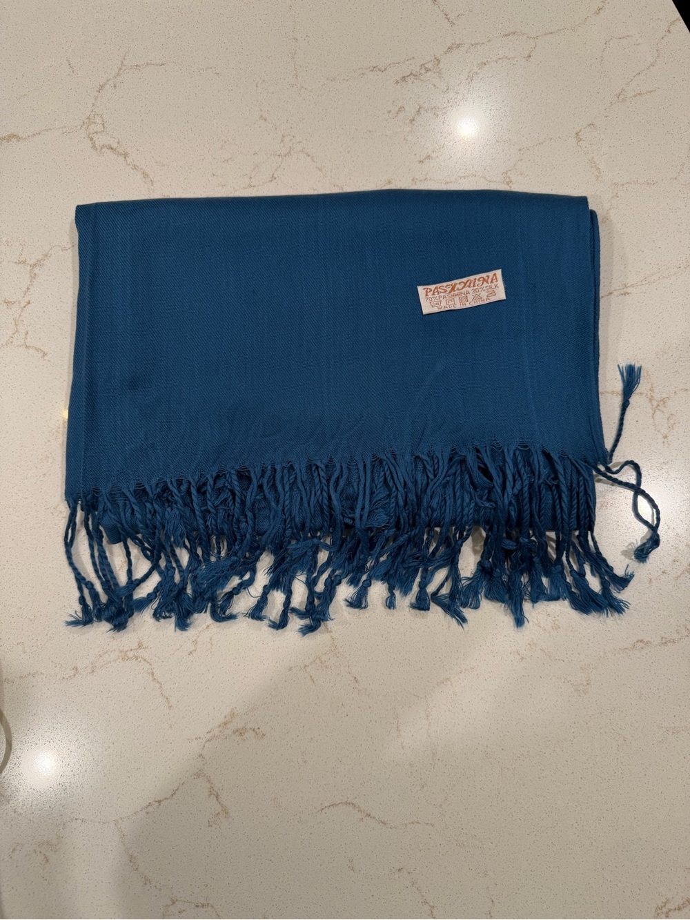 pashmina Blue Pashmina Wrap NWOT